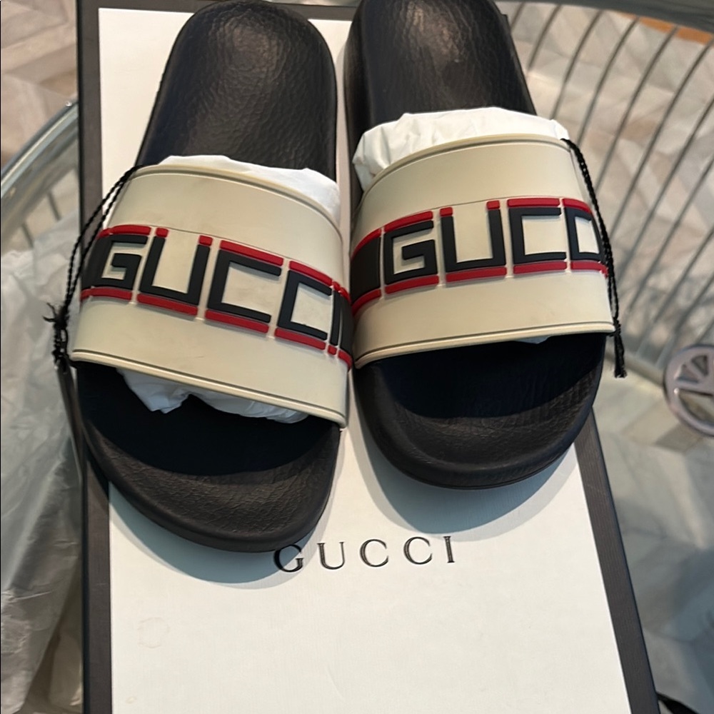 Gucci Black and Cream Logo Slides
